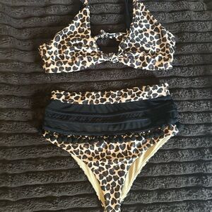 🤎Tularosa Leopard Print Bikini Set🤎